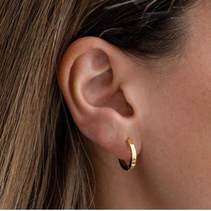 Pack Especial Mamá - Collar Relicario + Argollas Classic Gold